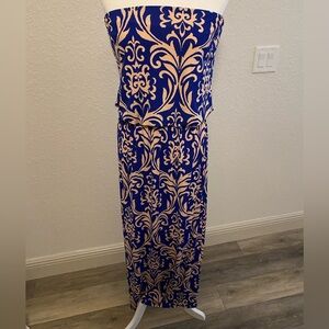 Strapless maxi dress. Elastic band at bust and  at waist. Size Medium